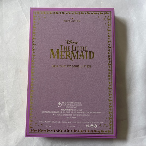 Revolution Beauty Disney Princess The Little Mermaid Palette - Picture 5 of 5